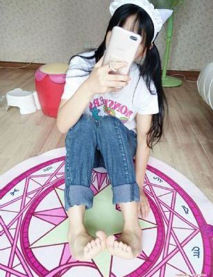 亚洲天堂幼女av在线_国语版全集